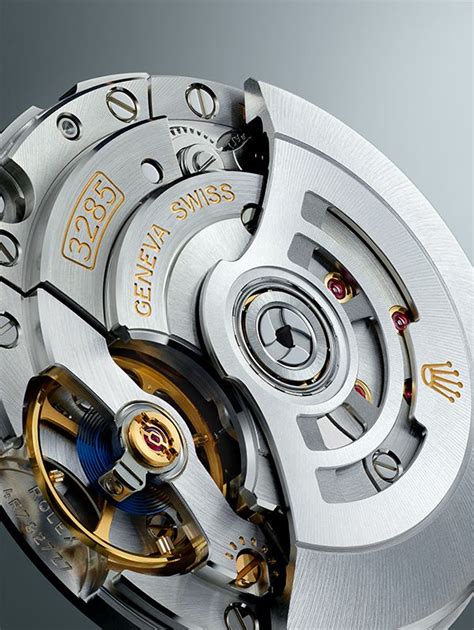 rolex calibre 3285 automatic movement.